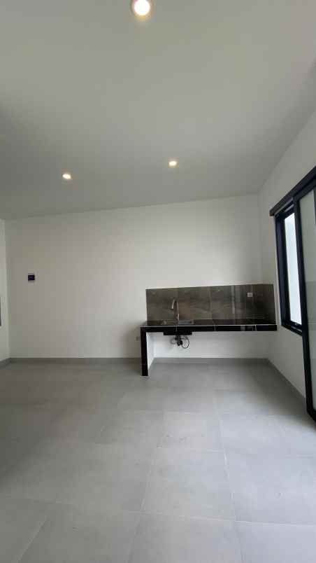 rumah baru design modern di pondok cabe tangsel