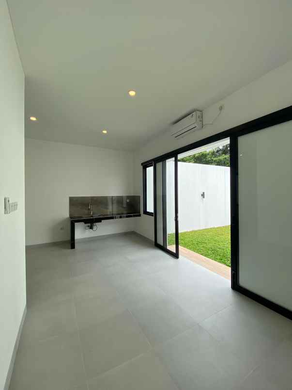 rumah baru design modern di pondok cabe tangsel