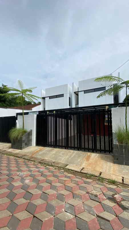 rumah baru design modern di pondok cabe tangsel