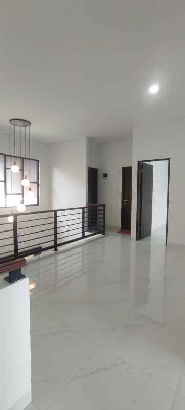 rumah baru selesai renovasi bintaro