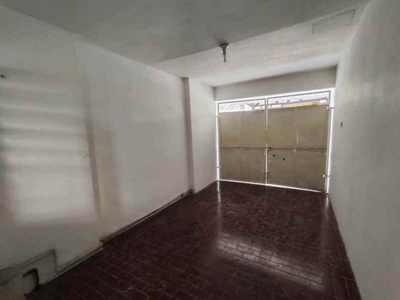 rumah baruk utara xiii 11 dekat superindo merr