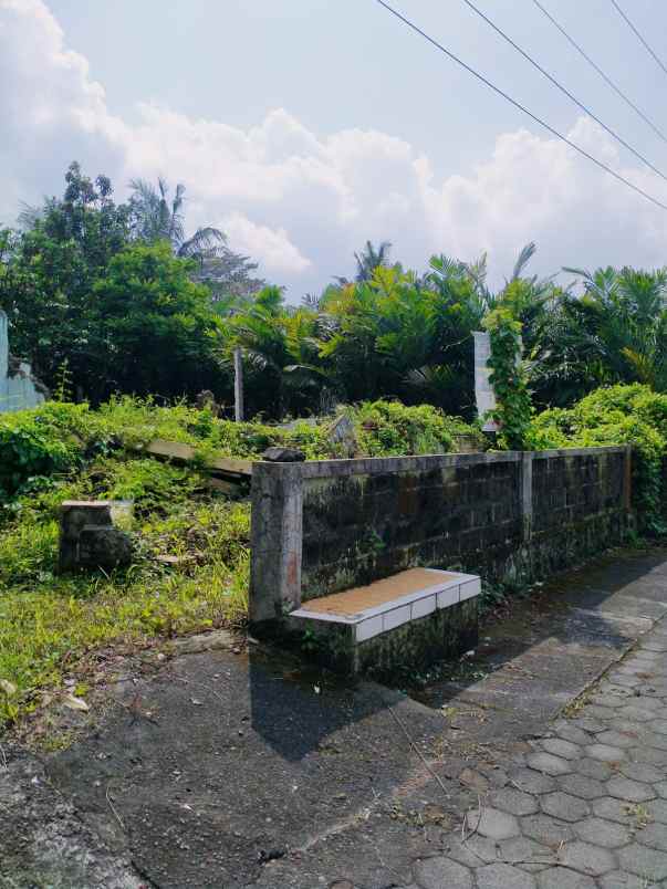 rumah besar mewah tanah luas di tempel sleman