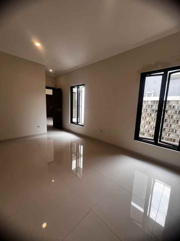 rumah brand new bintaro