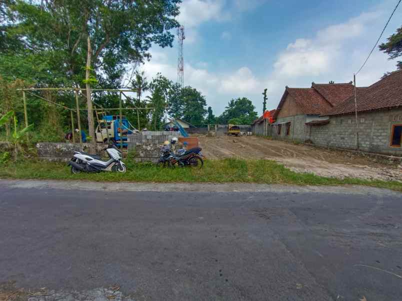 rumah cantik 2 lantai di palagan jogja akses mudah