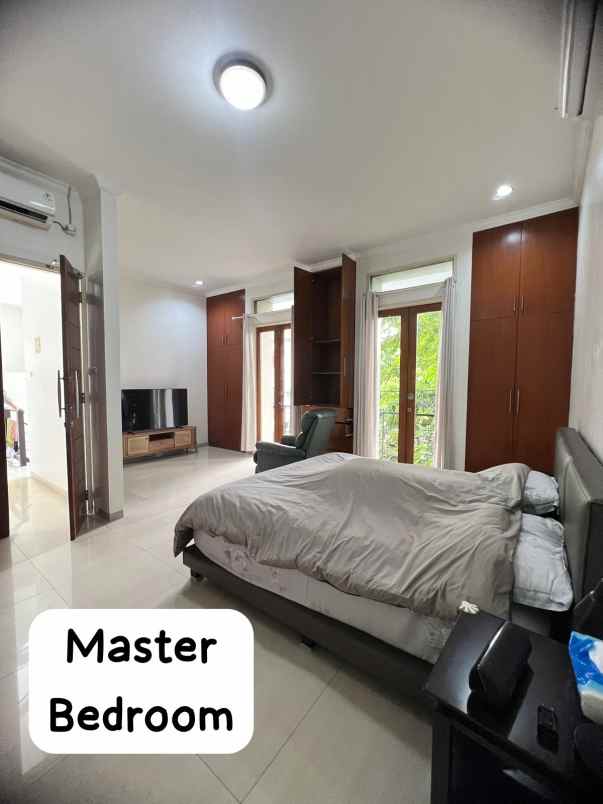 rumah cantik bintaro jaya