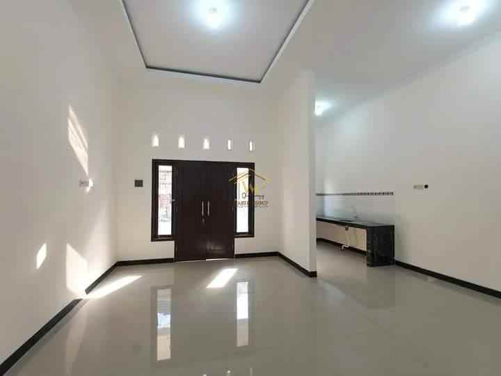 rumah cantik dalam mini cluster di utara maguwoharjo