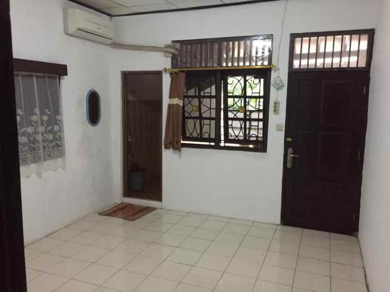 rumah cempaka putih