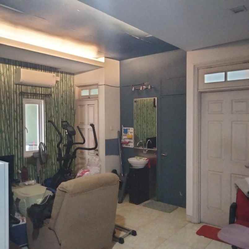 rumah cozy di terace garden citra gran cibubur