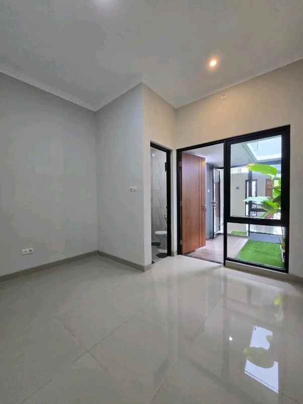 rumah dalam ringroad di jambon sleman 4 km kampus ugm