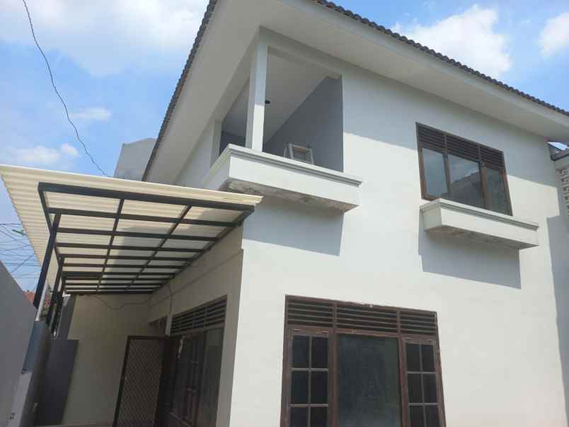 rumah dijual baru renovasi di rawamangun jakarta timur