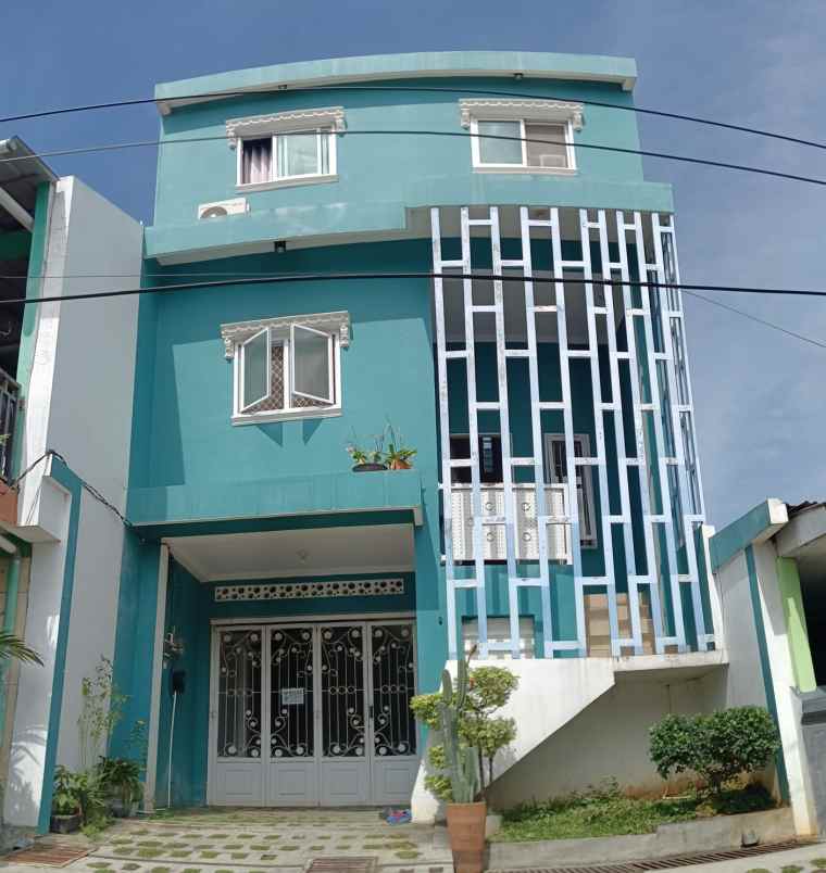 rumah dijual dekat dengan rumah sakit siloam santosa