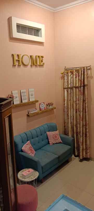 rumah dijual dekat dengan rumah sakit siloam santosa