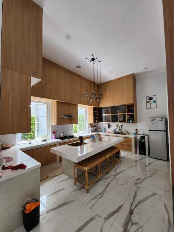 rumah dijual griya permata cipondoh kota tangerang