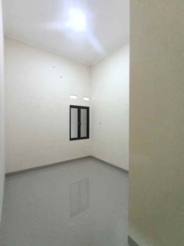 rumah full bangunan di psona anggrek bekasi utara