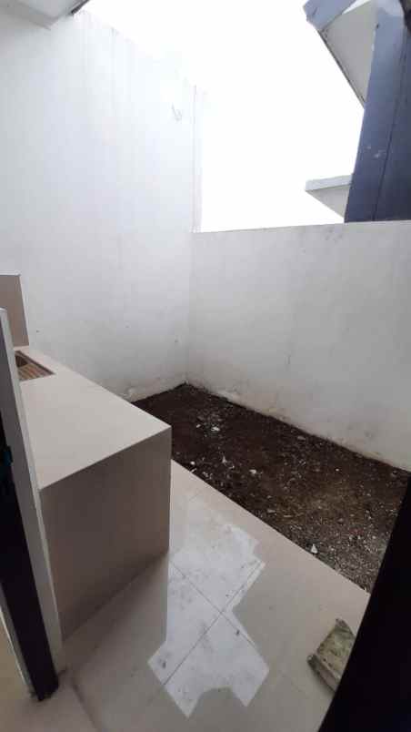 rumah hook dijual cepat cash only di kemang bogor