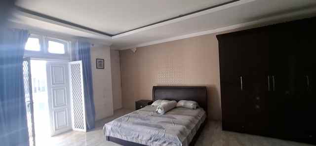 rumah hook lt marmer cozy raffles hills cibubur
