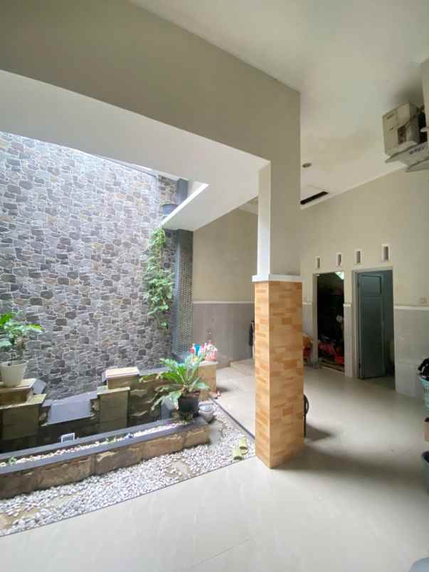 rumah joglo dekat kampus uii yogyakarta