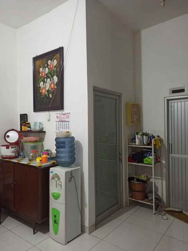 rumah karang klumprik jln utama 2 row hadap timur