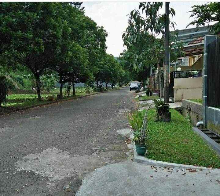 rumah komplek ciwaruga parongpong bandung barat