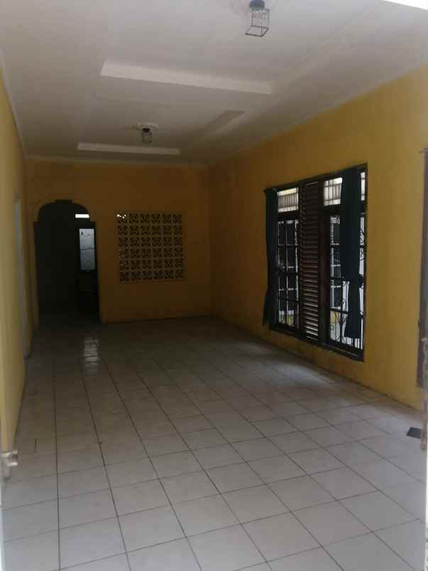 rumah kontrakan 3 pintu