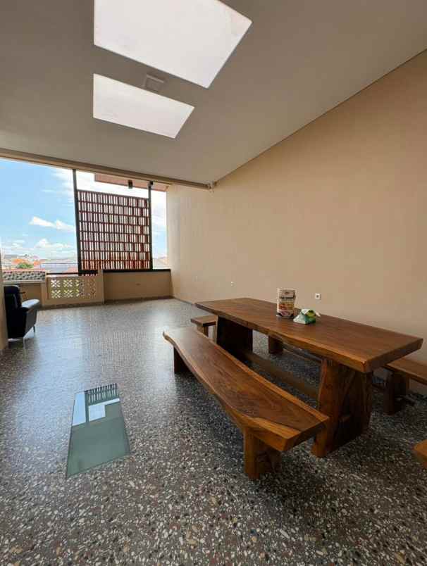 rumah kost eksclusive lokasi bunga dewandaru suhat