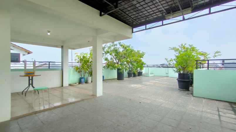 rumah lt 150 m2 di cempaka putih jakarta pusat murah