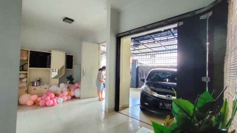 rumah lt 150 m2 di cempaka putih jakarta pusat murah
