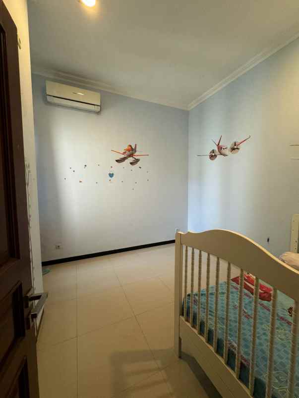 rumah manyar tirtoyoso 1 lantai terawat siap huni