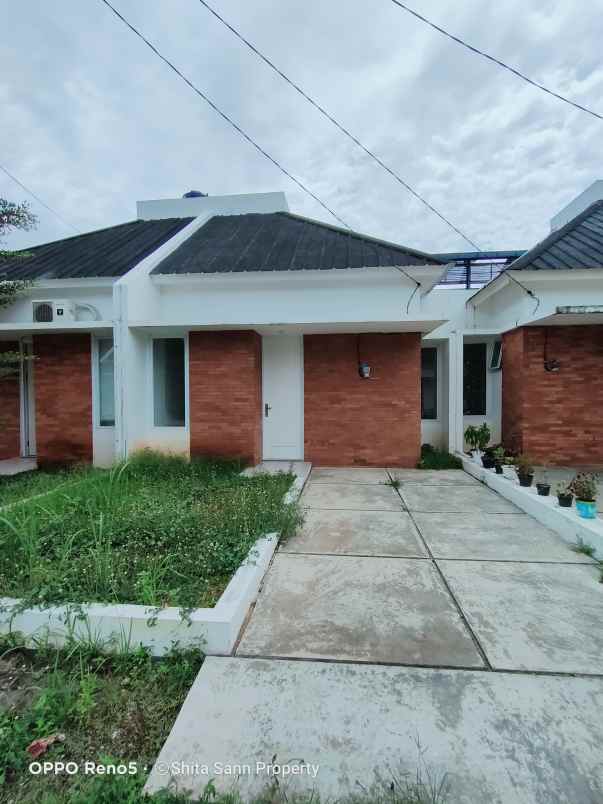 rumah meruyung limo depok