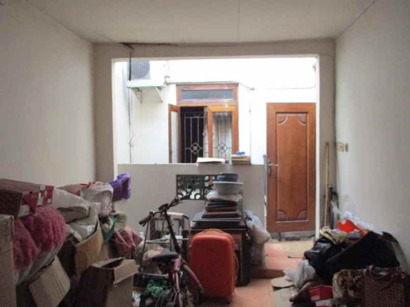 rumah mewah dekat kampus ugm