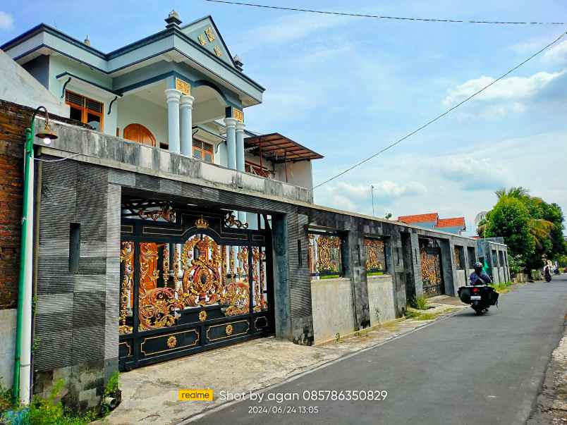 rumah mewah di nangsri kebakramat karanganyar