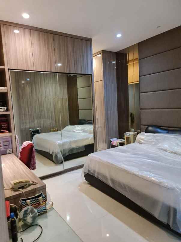 rumah mewah san diego akses art terpisah