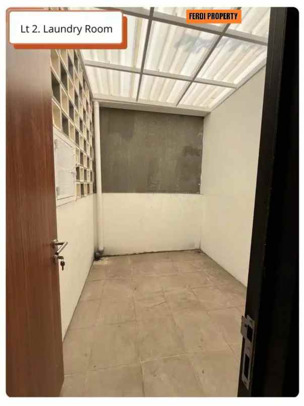 rumah minimalis cantik 2 lantai siap huni cibubur