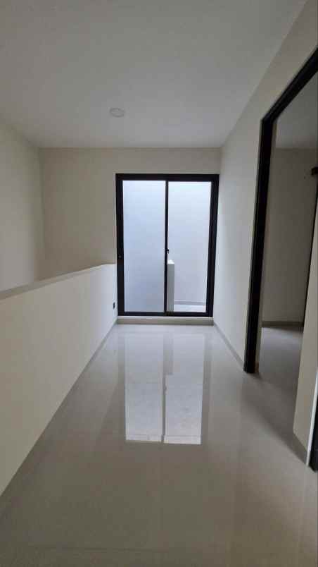 rumah modern di bintaro pondok aren tangsel