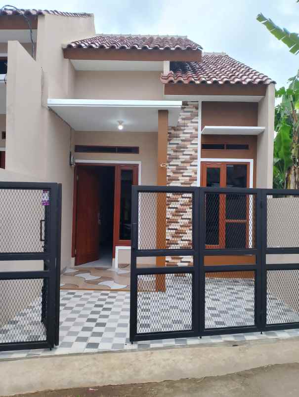 rumah modern ready di sawangan harga cash nego