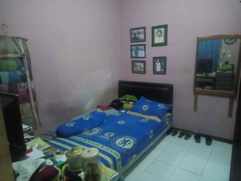 rumah murah siap huni dua lantai kutisari surabaya