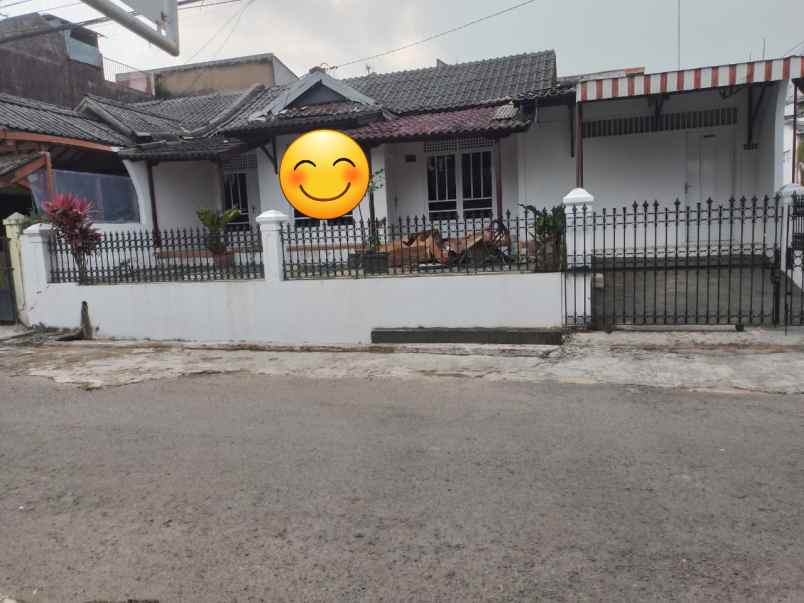 rumah perumnas strategis siap huni