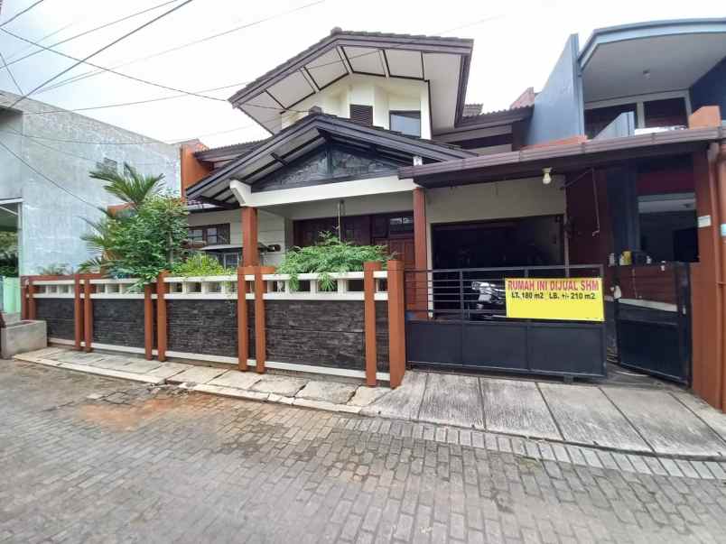 rumah pondok kelapa