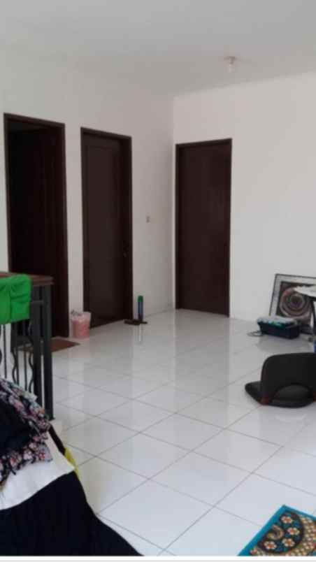 rumah second 2 25m dalam perumahan di ciputat tangsel