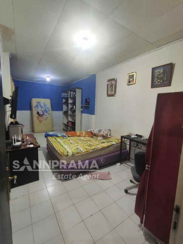 rumah second 2 lantai siap huni di jatiasih lga bks