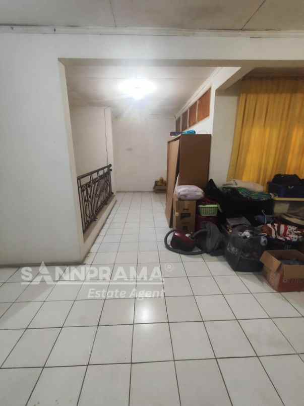 rumah second 2 lantai siap huni di jatiasih lga bks