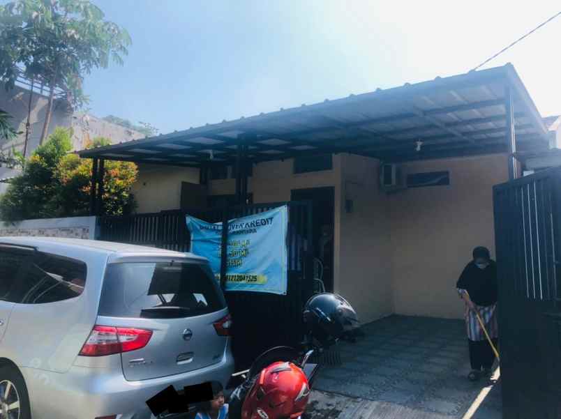 rumah second dalam cluster di ratujaya depok