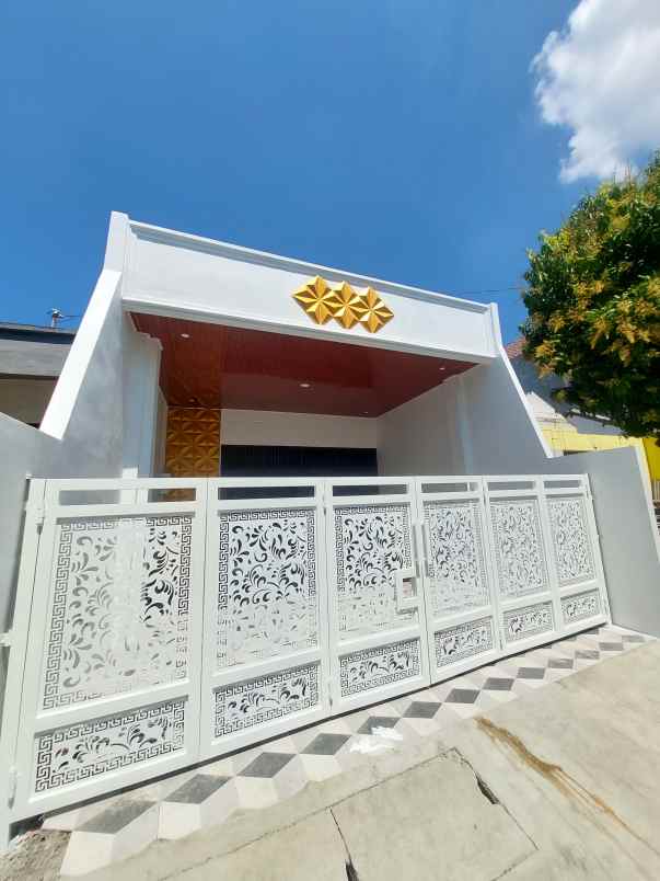 rumah second full renove siap huni di semarang