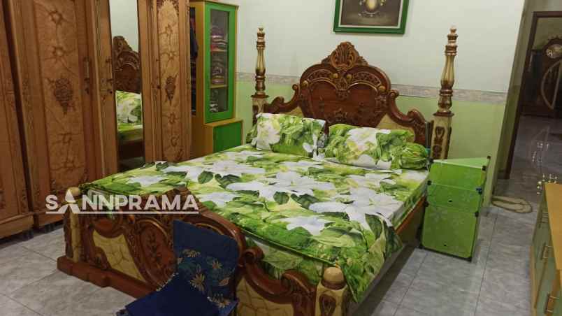 rumah second mewah hook di mampang indah depok