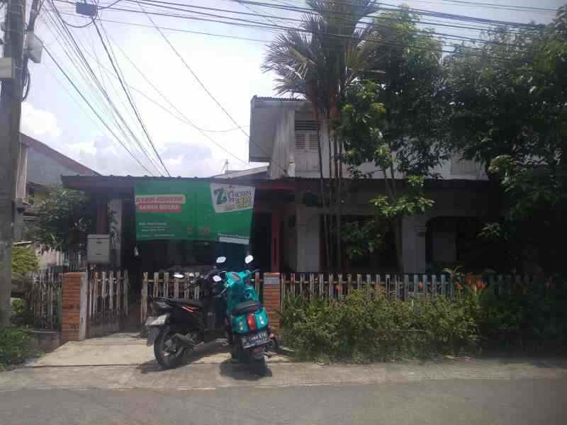 rumah second strategis di perumnas beji depok utara