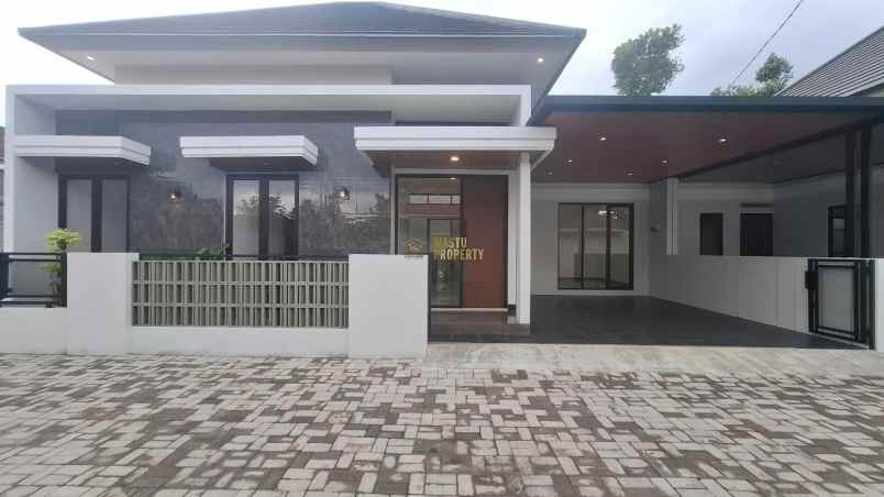 rumah siap huni 10 menit ke kampus uii jogja di sleman