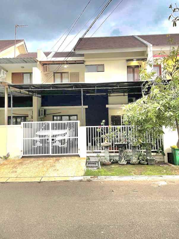 rumah siap huni di cluster aralia harapan indah bekasi