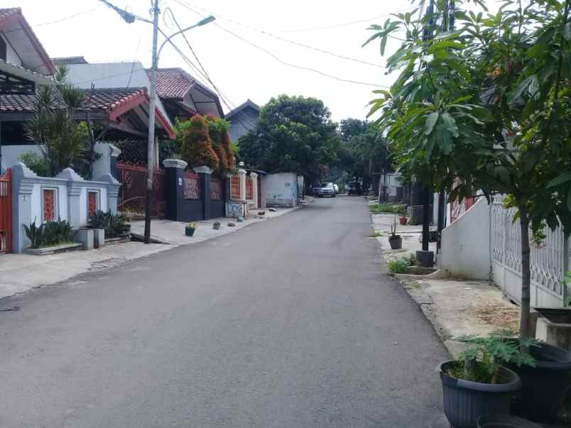 rumah siap huni di kebon jeruk