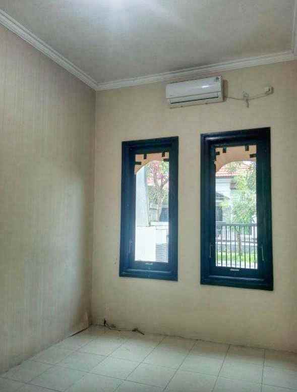 rumah siap huni melon selatan pondok tjandra sidoarjo