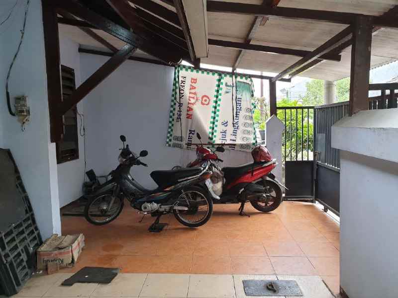 rumah siap huni rungkut mapan tengah strategis